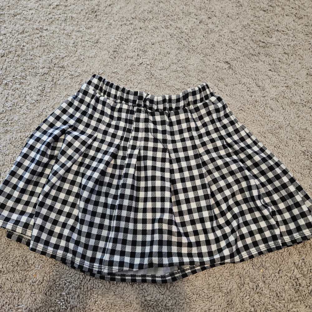 Classic Black and White Checkered Skirt
